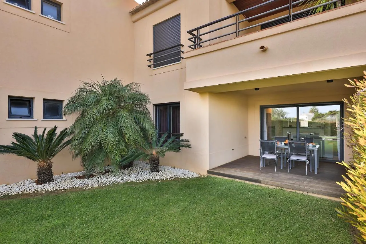 Apartment Coolhouses Algarve, Luz 2 Bed Elegant Flat, Private Pool & Garden, Spa Facilities, Mar Da Luz 19 Portugal