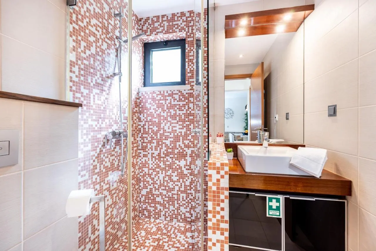 Coolhouses Algarve, Luz 2 Bed Elegant Flat, Private Pool & Garden, Spa Facilities, Mar Da Luz 19 0*, Praia Da Luz