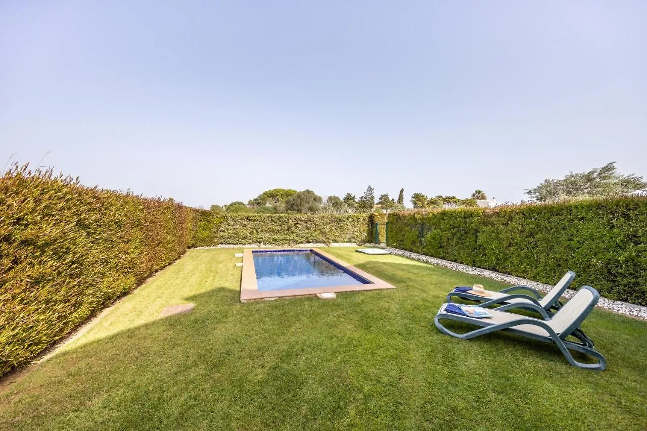Coolhouses Algarve, Luz 2 Bed Elegant Flat, Private Pool & Garden, Spa Facilities, Mar Da Luz 19 0*, Praia Da Luz Portugal