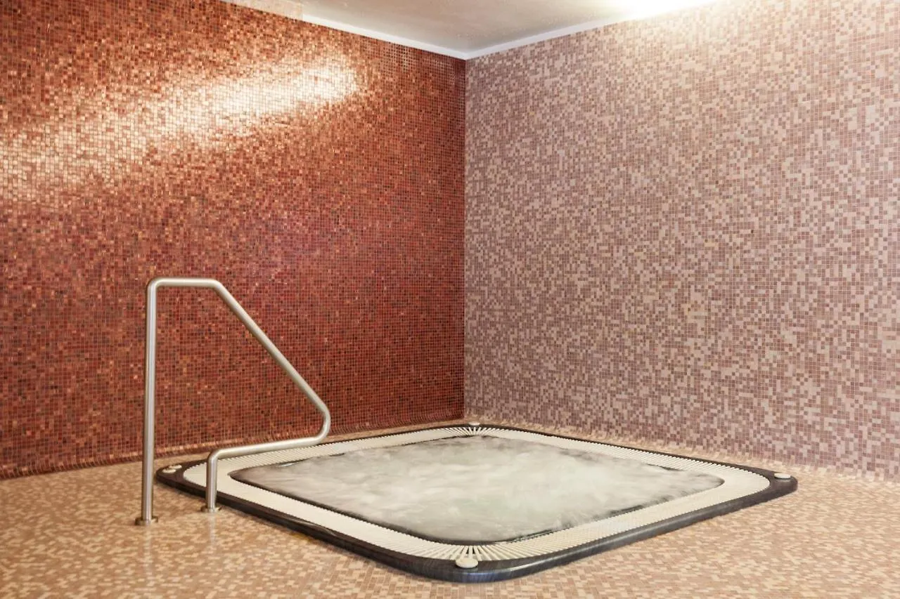Apartment Coolhouses Algarve, Luz 2 Bed Elegant Flat, Private Pool & Garden, Spa Facilities, Mar Da Luz 19